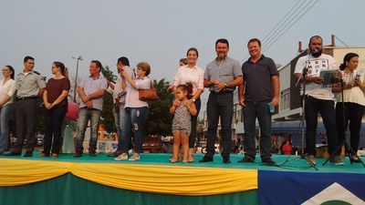 Autoridades no desfile de 7 de setembro.