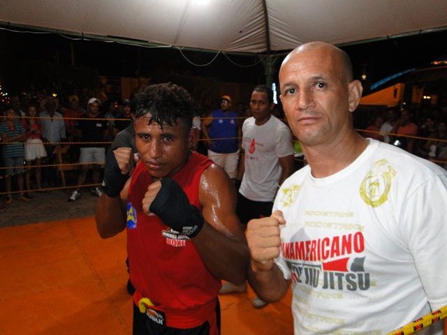 Boxeadores no aniversário de 34 anos de Juara/MT.