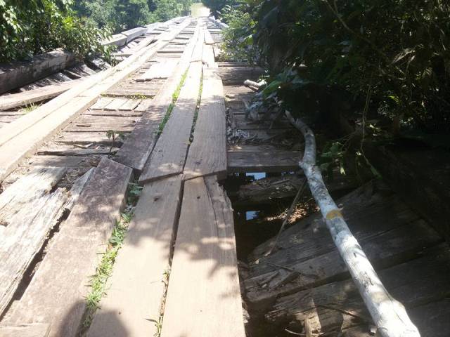 Ponte sobre o Rio Apiacás, divisa de Juara com Alta Floresta.