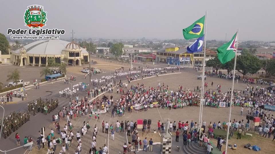 Câmara de Vereadores presente no Ato Cívico do 07 de setembro em Juara.