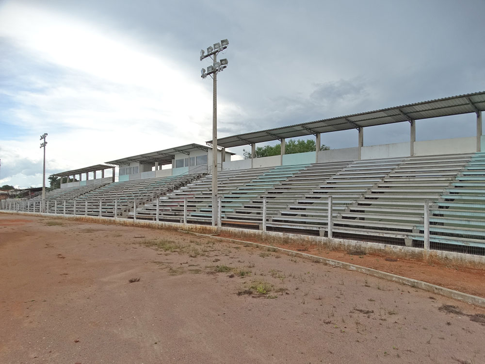 Câmara vota hoje (30) Projeto de Lei que pede autorização para ceder Estádio Danilo Pagot ao Juara Atlético Clube.