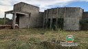 Empresa iniciou nesta sexta-feira a limpeza do terreno de propriedade da Câmara Municipal de Juara