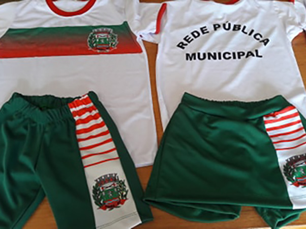 Lei aprovada na Câmara Municipal estabelece uniforme padrão na rede pública municipal de ensino.