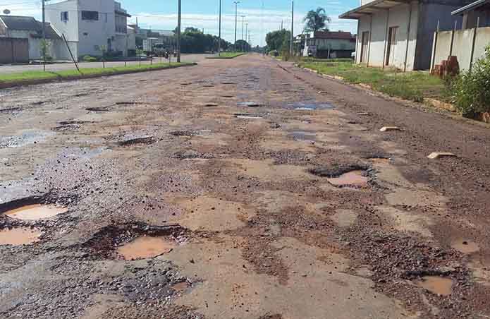 Prefeitura e empresa são notificadas pelo MP para recuperação de avenidas em Juara.