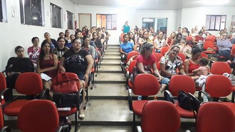 Professores e TDI da rede municipal de educação de Juara debatem BNCC no Savoine.