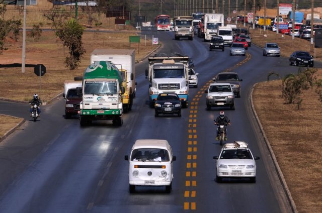 Projeto amplia rigor contra motoristas e donos de veículos não habilitados.