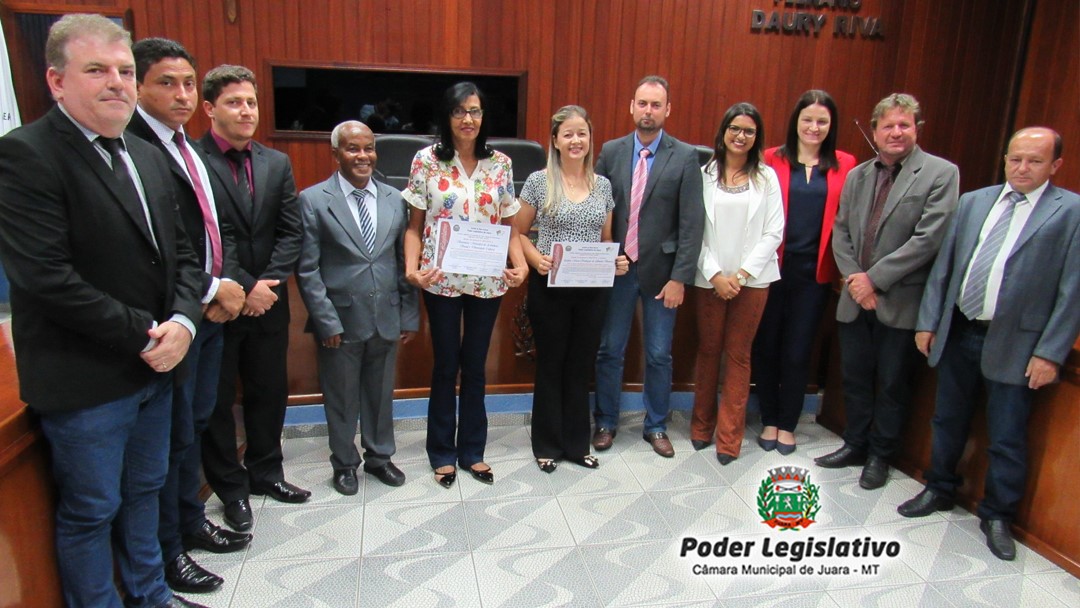 Secretária de Ação Social e Coordenadora do CRAS são homenageadas pela Câmara Municipal.