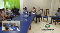 Vereadores receberam professores que tiveram contrato rescindido e buscam soluções junto ao executivo municipal.